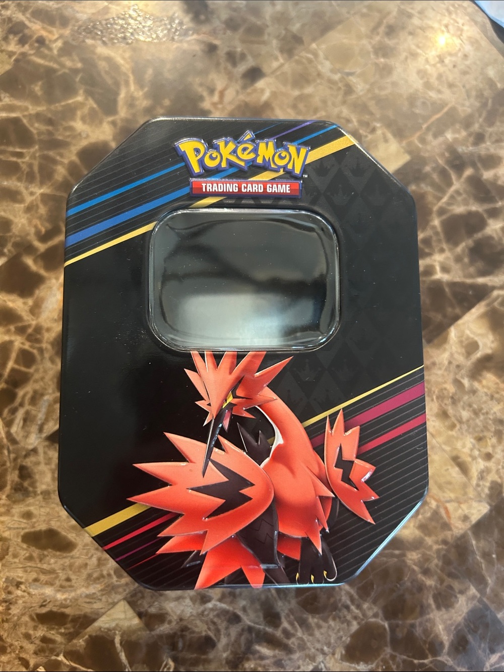 Pokemon TCG Crown Zenith Tin